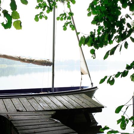 Ferienhaus Am See Perlin Exterior foto